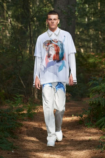 Look 36